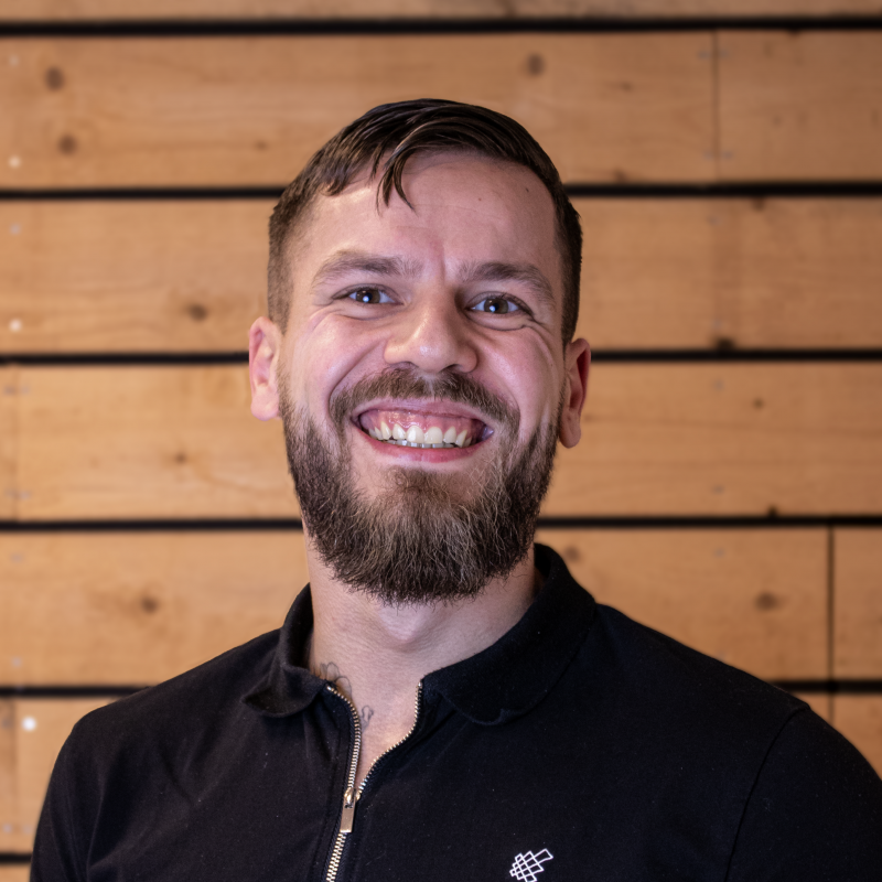 Contact met Carlo Vriezelaar